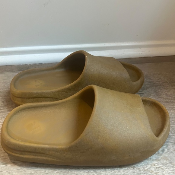 Yeezy Brown Slide Sandals
